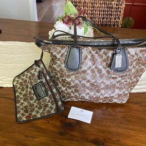 Coach shoulder bag with inside mini bag matching